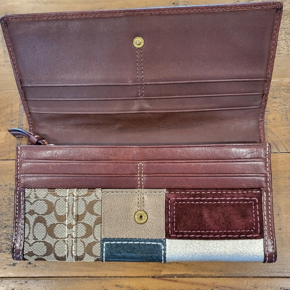 Coach Patchwork Wallet - Picture 2 of 6
